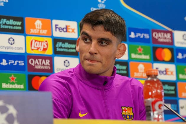 Spanien: Pressekonferenz FC Barcelona, Barca mit Barca-Spieler Gerard Martin (Barcelona 18) vor Fussball UEFA Champions League - FC Barcelona vs Eintracht Frankfurt - PK Ort: Ciutat Esportiva Joan Gamper (Barcelona, Spanien) Copyright: xJOERANxSTEINSIEKx
