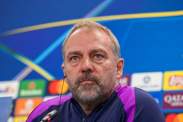 Spanien: Pressekonferenz FC Barcelona, Barca mit Hansi Flick (Trainer FC Barcelona) vor Fussball UEFA Champions League - FC Barcelona vs Eintracht Frankfurt - PK Ort: Ciutat Esportiva Joan Gamper (Barcelona, Spanien) Copyright: xJOERANxSTEINSIEKx