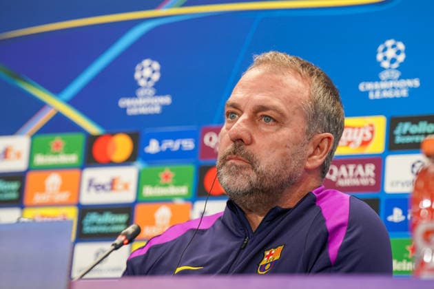 Spanien: Pressekonferenz FC Barcelona, Barca mit Hansi Flick (Trainer FC Barcelona) vor Fussball UEFA Champions League - FC Barcelona vs Eintracht Frankfurt - PK Ort: Ciutat Esportiva Joan Gamper (Barcelona, Spanien) Copyright: xJOERANxSTEINSIEKx