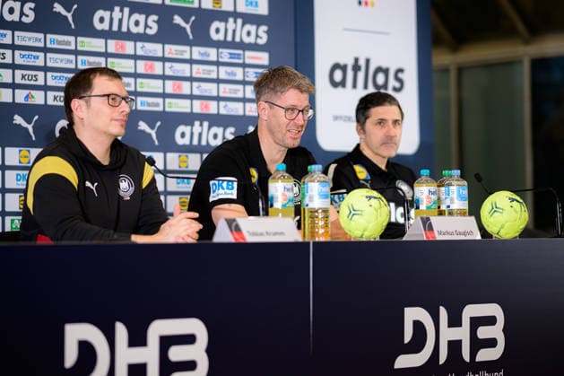 Handball, Frauen WM, Deutschland - Pressekonferenz Pressesprecher Tobias Krumm, Trainer Markus Gaugisch (Deutschland), DHB Vorstand Ingo Meckes Dortmund Nordrhein-Westfalen Deutschland