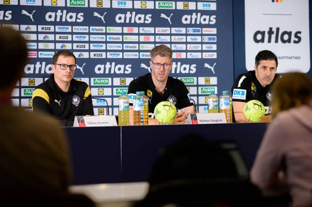 Handball, Frauen WM, Deutschland - Pressekonferenz Pressesprecher Tobias Krumm, Trainer Markus Gaugisch (Deutschland), DHB Vorstand Ingo Meckes Dortmund Nordrhein-Westfalen Deutschland