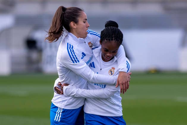 December 8, 2025, Madrid, Madrid, Spain: ROCIO GALVEZ of Real Madrid Femenino CF and LINDA CAICEDO of Real Madrid Femenino CF during training prior to the Women s Champions League match between REAL MADRID and VFL WOLFSBURG, December 8, 2025, Valdebebas, Madrid, Spain. Madrid Spain - ZUMAc312 20251208_zsp_c312_386 Copyright: xOscarxManuelxSanchezx