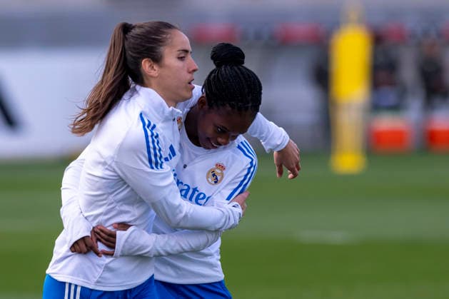 December 8, 2025, Madrid, Madrid, Spain: ROCIO GALVEZ of Real Madrid Femenino CF and LINDA CAICEDO of Real Madrid Femenino CF during training prior to the Women s Champions League match between REAL MADRID and VFL WOLFSBURG, December 8, 2025, Valdebebas, Madrid, Spain. Madrid Spain - ZUMAc312 20251208_zsp_c312_387 Copyright: xOscarxManuelxSanchezx