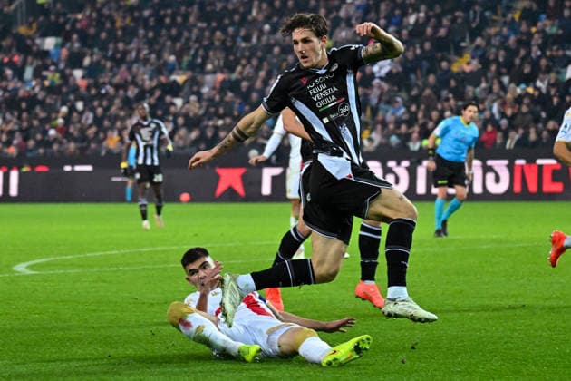 CALCIO - Serie A - Udinese Calcio vs Genoa CFC Udinese s Nicolo Zaniolo portrait in action during Udinese Calcio vs Genoa CFC, Italian soccer Serie A match in Udine, Italy, December 08 2025 Udine Italy  Copyright: xIPAxSport ABACAx