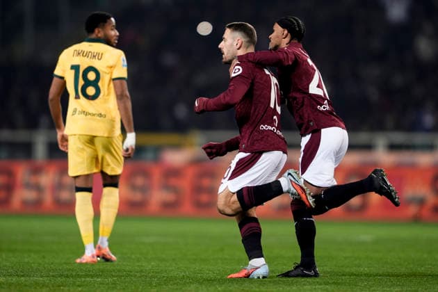 Torino™s Nikola Vlasic celebrates after scoring the 1-0 goal for his team during the Serie A soccer match between Torino Fc and Milan at the Stadio Olimpico Grande Torino in Turin, north west Italy - Dicember 8, 2025. - Soccer  Copyright: xFabioxFerrari LaPressex