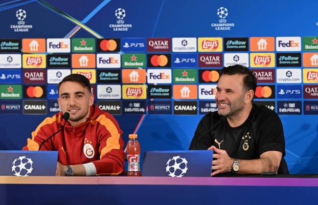 Ahead of Monaco v Galatasaray - UEFA Champions League MONACO, MONACO - DECEMBER 08: Okan Buruk (R), head coach of Galatasaray and player Yunus Akgun (L) attend a press conference, PK, Pressekonferenz ahead of the UEFA Champions League group stage week 6 match between Monaco and Galatasaray at Stade Louis II in Monaco, Monaco on December 08, 2025. Mustafa Yalcin Anadolu Monaco Monaco. Editorial use only. Please get in touch for any other usage.  Copyright: x2025xAnadoluxMustafaxYalcinx