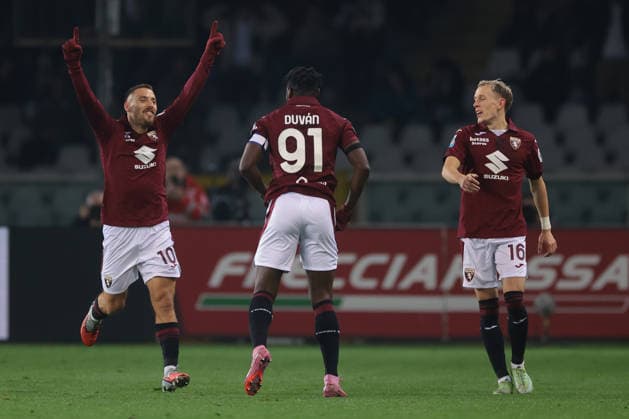 Turin, Italy, 8th December 2025. Duvan Zapata of Torino FC celebrates with team mates after scoring to give the side a 2-0 lead during the Torino vs AC Milan Serie A match at Stadio Grande Torino, Turin. Picture credit should read: Jonathan Moscrop Sportimage EDITORIAL USE ONLY. No use with unauthorised audio, video, data, fixture lists, club league logos or live services. Online in-match use limited to 120 images, no video emulation. No use in betting, games or single club league player publications. SPI_023_JM_TORO_MILAN SPI-4323-0023