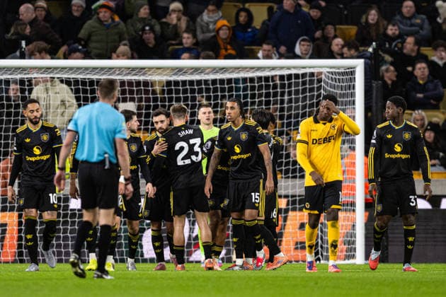 8th December 2025; Molineux Stadium, Wolverhampton, West Midlands, England; Premier League Football, Wolverhampton Wanderers versus Manchester United, ManU Bruno Fernandes of Manchester United celebrates with his team after scoring from the penalty spot in the 82nd minute to make the score 1-4  GodfreyxPitt