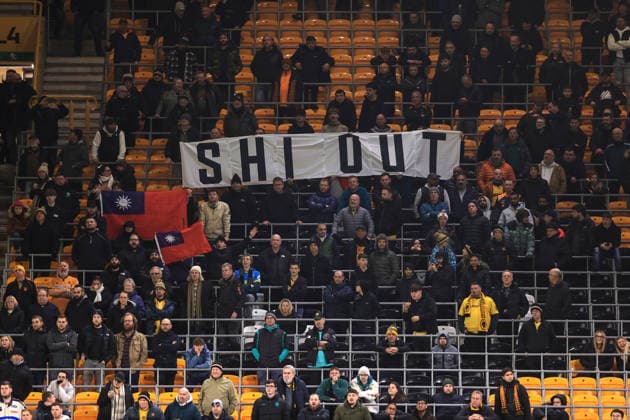 Football - Premier League - Wolverhampton Wanderers v Manchester United, ManU 8th December 2025 - Premier League - Wolverhampton Wanderers v Manchester United - Wolverhampton fans hold up a sign protesting owner Jeff Shi - Photo: Simon Stacpoole Offside. Wolverhampton UK Copyright: xSimonxStacpoolexOffside