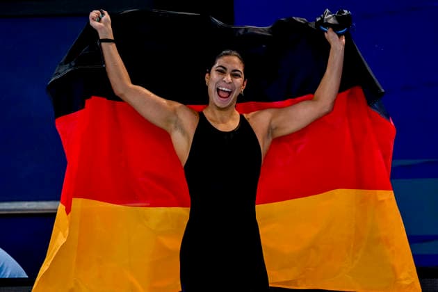 Anna Elendt of Germany celebrates after winning the gold medal in the 200m. Breaststroke Women Final during the European Short Course Swimming Championships at Aqua Lublin in Lublin (Poland), 05 December, 2025. AndreaxMasini