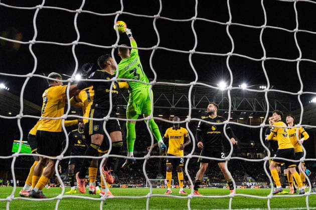 8th December 2025; Molineux Stadium, Wolverhampton, West Midlands, England; Premier League Football, Wolverhampton Wanderers versus Manchester United, ManU Sam Johnstone of Wolverhampton Wanderers punches the ball clear opf the goal area Editorial use only: DataCo restrictions apply See www.football-dataco.com  GodfreyxPitt