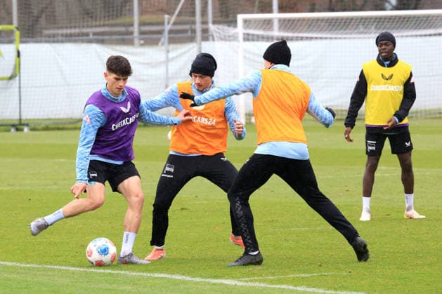 DEU, DFL, 2. FBL Hertha BSC, Training, 09.12.2025, Sportforum, Berlin, DEU, DFL, 2. FBL Hertha BSC, Training, im Bild Nachwuchs DFL - regulations prohibit any use of Photographs as image sequences and or quasi-video