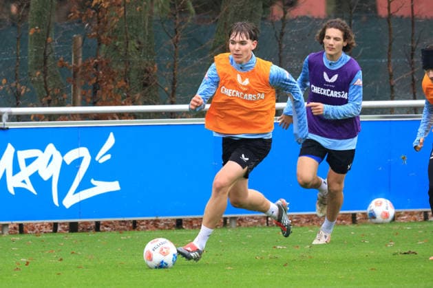 DEU, DFL, 2. FBL Hertha BSC, Training, 09.12.2025, Sportforum, Berlin, DEU, DFL, 2. FBL Hertha BSC, Training, im Bild Kennet Eichhorn (Hertha BSC Berlin 23) DFL - regulations prohibit any use of Photographs as image sequences and or quasi-video
