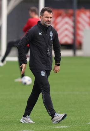 Club s head coach Ivan Leko pictured during a training session of Belgian soccer team Club Brugge KV, on Tuesday 09 December 2025 in Brugge. The team is preparing for tomorrow s game against English team Arsenal F.C., on day six of the League phase of the UEFA Champions League tournament. BRUNOxFAHY  x147640592x