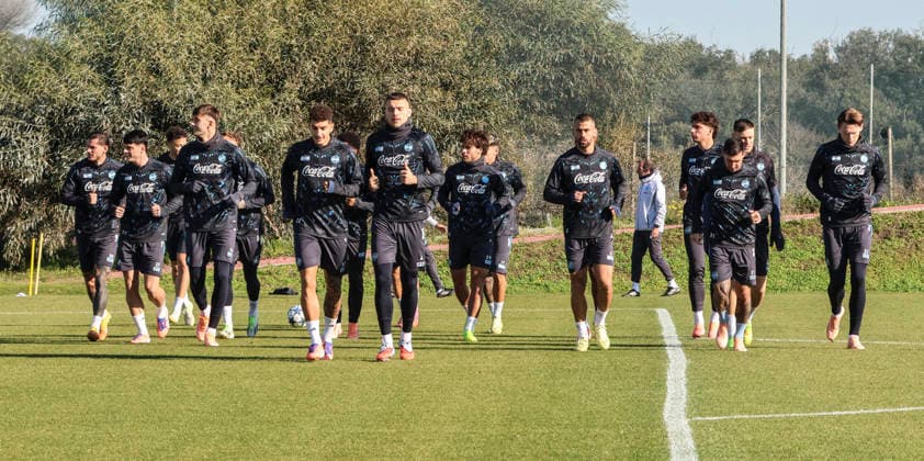 December 9, 2025, Naples, Italy: Napoli s team attends a training session, in Castel Volturno, south Italy ,9 december . Napoli will face Benfica in their UEFA Champions League match on 10 december 2025 .ANSA CIRO FUSCO. UEFA Champions League Benfica Vs Napoli  - ZUMAa110 20251209_zaf_a110_014 Copyright: xCiroxFuscox