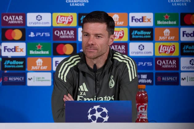 Real Madrid CF training session and press conference, PK, Pressekonferenz in Madrid, Spain - 09 Dec 2025 Xabi Alonso, the head coach of Real Madrid CF, attends a press conference during a training session on the eve of the UEFA Champions League 2025 2026 at Ciudad Real Madrid. Madrid Spain Copyright: xFedericoxTitonex xSOPAxImagesx FTITONE_006