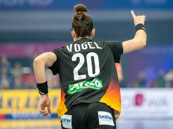 Emily Vogel (Deutschland, 20) laeuft nach einem Tor jubelnd zurueck, Deutschland vs. Brasilien, Handball, Weltmeisterschaft, Frauen, Spielzeit 2025 2026, 09.12.2025, Deutschland vs. Brasilien, Handball, Weltmeisterschaft, Frauen, Spielzeit 2025 2026, 09.12.2025 Dortmund Copyright: xEibner-Pressefoto MichaelxSchmidx EP_MST