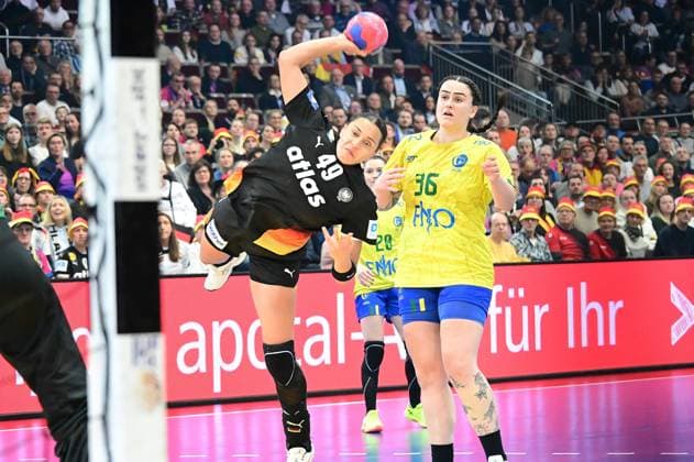 09.12.2025 xkhx Dormund, Westfallenhalle, Länderspiel Handball-WM der Frauen Viertelfinale Handball-Nationalmannschaft Deutschland gegen Nationalteam Brasilien AimÃ e von Pereira (GER)