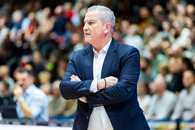 09.12.2025, xomx, Basketball EuroCup 2025, Niners Chemnitz - Panionios Athen v.l. Ilias Zouros (Panionios Cosmorama Travel Athens Headcoach). Portrait, Portraet, Chemnitz