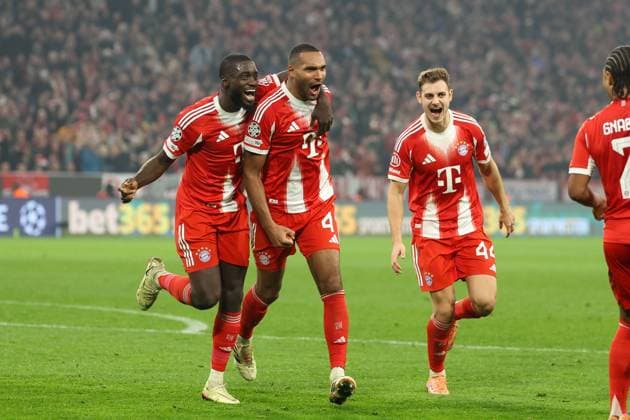 Torjubel von Dayot Upamecano 2 (FC Bayern Muenchen), Jonathan Tah 4 (FC Bayern Muenchen), Josip Stanisic 44 (FC Bayern Muenchen) zum 3:1, FC Bayern Muenchen vs. Sporting Lissabon, Fussball, Champions League, 6. Spieltag, 09.12.2025 Muenchen Bayern Deutschland