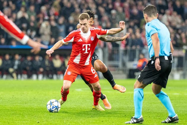 Joshua Kimmich 6 (FC Bayern Muenchen) im Zweikampf, FC Bayern Muenchen vs. Sporting Clube de Portugal, Fussball, UEFA Champions League, 6. Spieltag, 09.12.2025 DFB regulations prohibit any use of photographs as image sequences and or quasi-video Muenchen Bayern Deutschland