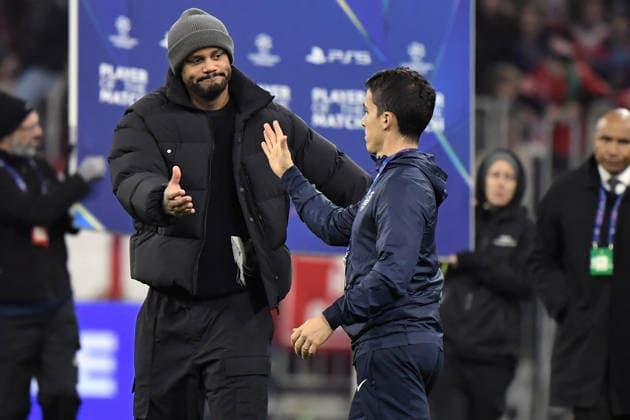 09.12.2025, xemx, Fussball UEFA Champions League, FC Bayern Muenchen - Sporting Lissabon v.l. Trainer head coach Vincent Kompany (FC Bayern Muenchen) (DFL DFB REGULATIONS PROHIBIT ANY USE OF PHOTOGRAPHS as IMAGE SEQUENCES and or QUASI-VIDEO) Muenchen