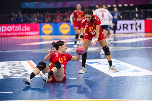 DORTMUND, GERMANY - 9 DECEMBER, 2025: Jelena Vukcevic, Nina Bulatovic - Women s Handball World Championship, WM, Weltmeisterschaft 2025 Norway vs Montenegro at Westfallenhalle.  Copyright: xVitaliixKliuievx