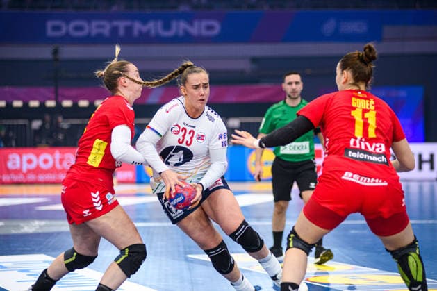 DORTMUND, GERMANY - 9 DECEMBER, 2025: Deila Thale Rushfeldt - Women s Handball World Championship, WM, Weltmeisterschaft 2025 Norway vs Montenegro at Westfallenhalle.  Copyright: xVitaliixKliuievx
