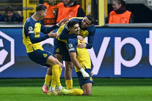 251209 Royale Union Saint-Gilloise vs Marseille Anan Khalaili (25) of Union celebrates with Adem Zorgane (8) of Union after scoring the 1-0 goal during the Uefa Champions League sixth matchday in the League phase game in season 2025 - 2026 between Royale Union Saint-Gilloise and Olympique de Marseille on December 9 , 2025 in Anderlecht, Belgium. (Photo by David Catry isosport) Anderlecht Belgium  Copyright: xDavidxCatryx 20251209DC2_2903