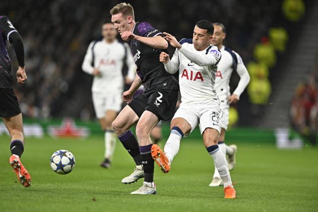 Spurs vs Slavia Prague Champions Leage Pedro Porro of Tottenham Hotspur clashes with Stepan Chaloupek of Slavia Prague during the UEFA Champions League League Phase match: Tottenham Hotspur vs Slavia Prague at the Tottenham Hotspur Stadium London. London Tottenham Hotspur Stadium UK Copyright: xMartinxDaltonx Spurs_vs_SlaviaPrague_091225_MD_008