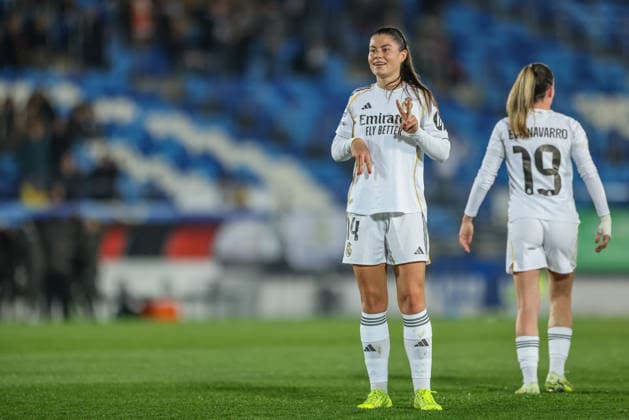 ESP, Madrid, Real Madrid vs VfL Wolfsburg, Women s Champions League, Fussball, UEFA, Spielzeit 2025 2026, Alfredo di Stefano, 5. Spieltag im Bild: Maria Mà ndez (Real Madrid 14), Tor, Freude, Jubel und Emotion (Gol, alegria, jubilo y emocion) Tor zum 1:0 gegen Wolfsburg DFB DFL REGULATIONS PROHIBIT ANY USE OF PHOTOGRAPHS AS IMAGE SEQUENCES AND OR QUASI-VIDEO, 09.12.2025 Copyright: HMBxMedia HendrikxHamelau