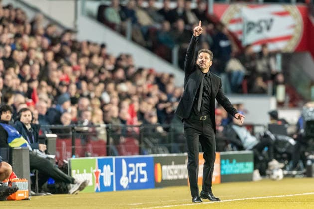 Trainer Diego Simeone (Atletico Madrid) gestures during the UEFA Champions League 2025 26 League Phase MD6 match between PSV Eindhoven and Atletico de Madrid at PSV Stadion on December 9, 2025 in Eindhoven, Netherlands.