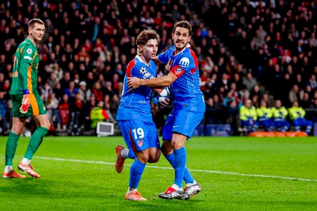 Julian Alvarez of Atletico Madrid celebrate their team s first goal with Koke of Atletico Madrid PSV Eindhoven v Atletico de Madrid, UEFA Champions League 2025 26 League Phase MD6, PSV Eindhoven v Atletico de Madrid, PSV Stadion, December 9, 2025, Eindhoven, Netherlands.