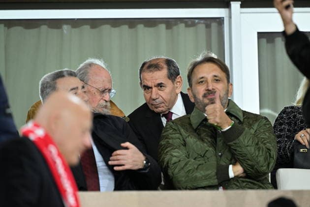Monaco v Galatasaray - UEFA Champions League MONACO, MONACO - DECEMBER 09: Galatasaray President Dursun Ozbek (2nd R) follows the UEFA Champions League group stage week 6 match between Monaco and Galatasaray at Stade Louis II in Monaco, Monaco on December 09, 2025. Mustafa Yalcin Anadolu Monaca Monaco. Editorial use only. Please get in touch for any other usage.  Copyright: x2025xAnadoluxMustafaxYalcinx