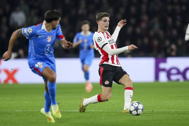EINDHOVEN , 09-12-2025 , Philips Stadium , season 2025 2026 , Champions League football, League phase , Matchday 6 , match between PSV and Atletico Madrid , picture shows PSV player Guus Til PSV - Atletico Madrid  x200083956x Copyright:
