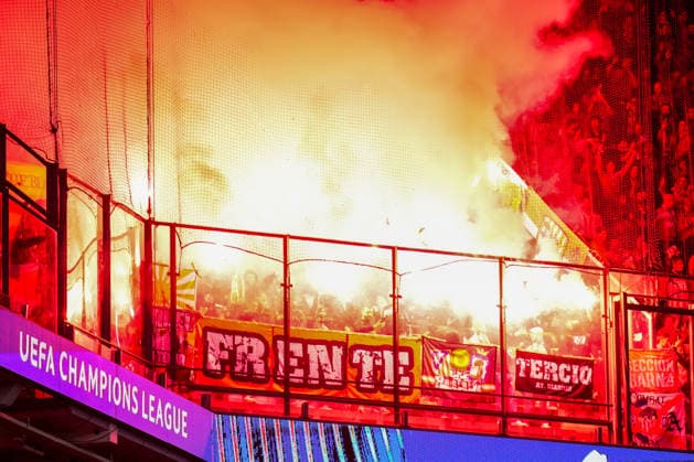 EINDHOVEN, NETHERLANDS - DECEMBER 9: Atletico de Madrid supporters light pyro fireworks during the UEFA Champions League 2025 26 League Phase MD6 match between PSV Eindhoven and Atletico de Madrid at PSV Stadion on December 9, 2025 in Eindhoven, Netherlands. (Photo by Rene Nijhuis) SPO  Copyright: xRenexNijhuis