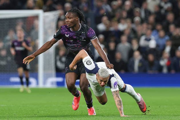 9th December 2025; Tottenham Hotspur Stadium, London, England; UEFA Champions League Football, Tottenham Hotspur versus Slavia Prague; Igoh Ogbu of Slavia Prague grapples with Mohammed Kudus of Tottenham Hotspur  IanxStephen