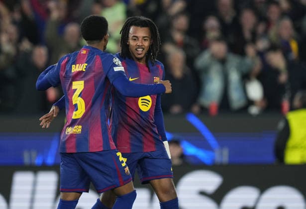 09.12.2025, xslx, Fussball UEFA Champions League, FC Barcelona, Barca - Eintracht Frankfurt v.l. Jules Kounde (FC Barcelona),Alejandro Balde (FC Barcelona) celebrate the goal, Der Torjubel zum 2:1 Barcelona