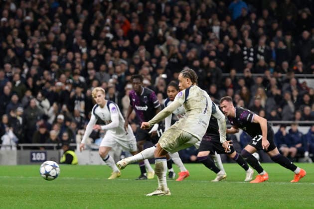 Spurs vs Slavia Prague Champions Leage GOAL Xavi Simons of Tottenham Hotspur scores his teams third goal from the penalty spot during the UEFA Champions League League Phase match: Tottenham Hotspur vs Slavia Prague at the Tottenham Hotspur Stadium London. London Tottenham Hotspur Stadium UK Copyright: xMartinxDaltonx Spurs_vs_SlaviaPrague_091225_MD_023