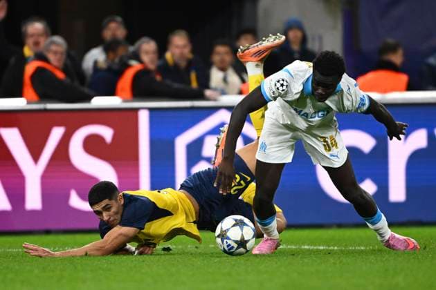 Royale Union Saint-Gilloise v Marseille - UEFA Champions League BRUSSELS, BELGIUM - DECEMBER 09 : Vaz Robino forward of OM Marseille during the UEFA Champions League 2025 26 League Phase MD6 match between Royale Union Saint-Gilloise and Marseille on December 9, 2025 in Brussels, Belgium, 09 12 2025 Brussels Belgium  Copyright: xVincentxKalutx