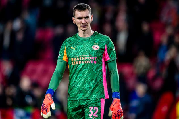 Fußball, CL, PSV Eindhoven - Atletico Madrid PSV Eindhoven Goalkeeper Matej Kovar, during the match PSV Eindhoven vs Atletico de Madrid at the Philips stadium for the Champions League - League phase - Matchday 6 season 2025-2026 in EINDHOVEN, Netherlands on 9 December 2025, (photo by Stefan Koops EYE4images DeFodi Images)