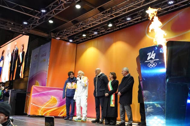 Passage To Perugia Of The Olympic Flame And Ceremony Lamberto Boranga, a former professional footballer, is with Vittoria Ferdinandi, the Mayor of Perugia, for the Milan Cortina 2026, Passage of the Olympic Torch and Ceremony in Perugia, Italy, on December 9, 2025. Perugia Italy  Copyright: xLorisxCerquiglinix originalFilename:cerquiglini-notitle251209_npb3Z.jpg