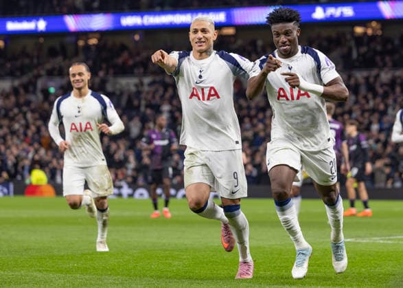Tottenham Hotspur v Slavia Prague, UEFA Champions League, Football, Tottenham HotspurStadium, London, UK - 09 Dec 2025 Richarlison of Tottenham Hotspur (9) and Mohammed Kudos of Tottenham Hotspur (20) celebrates after he scores from the spot London Tottenham Hotspur Stadium Tottenham GBR, UK NEWSPAPERS OUT Copyright: xEllixBirchx