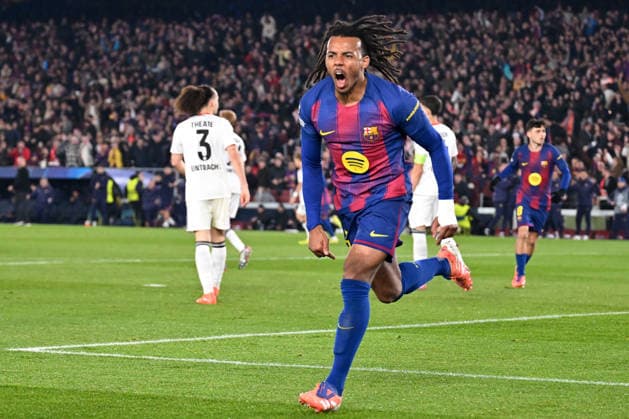 Barcelona, Camp Nou, 09.12.25, ESP, Herren, UEFA Champions Leaugue, Saison 2025-2026, FC Barcelona, Barca - Eintracht Frankfurt Bild: Jules KOUNDE (Barcelona) jubelt nach seinem Tor zum 1:1 UEFA regulations prohibit any use of photographs as image sequences and or quasi-video. Katalonien Spanien