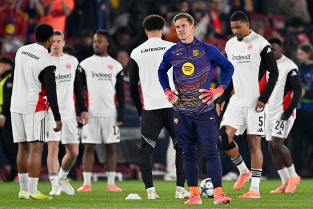 Barcelona, Camp Nou, 09.12.25, ESP, Herren, UEFA Champions Leaugue, Saison 2025-2026, FC Barcelona, Barca - Eintracht Frankfurt Bild: Torwart Marc-Andre TER STEGEN (Barcelona) UEFA regulations prohibit any use of photographs as image sequences and or quasi-video. Katalonien Spanien