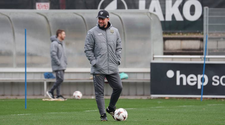 BAU 10.12..2025 Stuttgart Fußball VfB Stuttgart Training, Trainer Sebastian Hoeneß