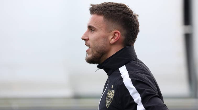 BAU 10.12..2025 Stuttgart Fußball VfB Stuttgart Training, Ermedin Demirovic (VfB)