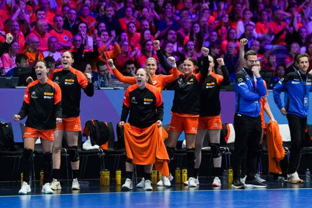 2025-12-10 Netherlands v Hungary - IHF World Women s Handball Championship ROTTERDAM, NETHERLANDS - DECEMBER 10: during the IHF World Women s Handball Championship match between Netherlands and Hungary at Ahoy on December 10, 2025 in Rotterdam, Netherlands. Rotterdam Ahoy Netherlands Content not available for redistribution in The Netherlands directly or indirectly through any third parties. Copyright: xHenkxSeppenx