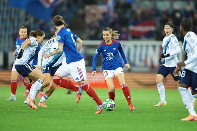 Football, Women s Champions League 2025 2026 Valerenga Paris FC Oslo 20251210 Valerenga s Eline Hegg during the Women s Champions League football match between Valerenga and Paris FC at Intility Arena Photo Thomas Andersen NTB Oslo Norway EDITORIAL USE ONLY RESTRICTED USE FOR BETTING COMPANIES  Copyright: xThomasxAndersenx xNTBx