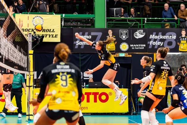 10.12.2025, GER, Volleyball, Frauen, Saison 25 26, ZOI DVV-Pokal, Halbfinale, VfB 91 Suhl Lotto Thueringen - Dresdner SC Monika Brancuska (VfB Suhl Lotto Thueringen) 98527 Suhl Sporthalle Wolfsgrube Thüringen Deutschland